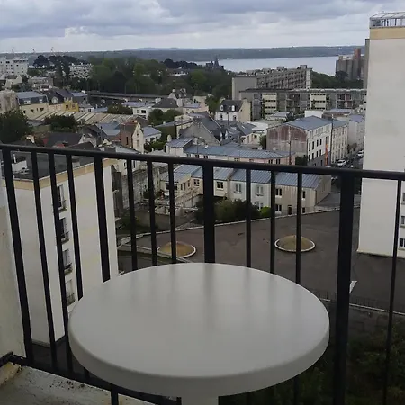 Appt 2 Ch Vue A 5' De La Gare De Apartmán *